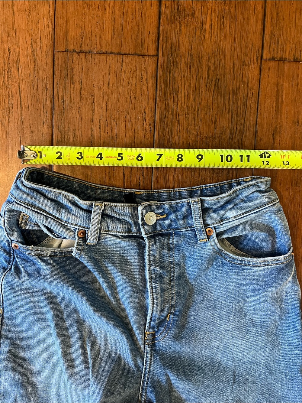 H&M High Rise Straight Jeans - Picture 8 of 10